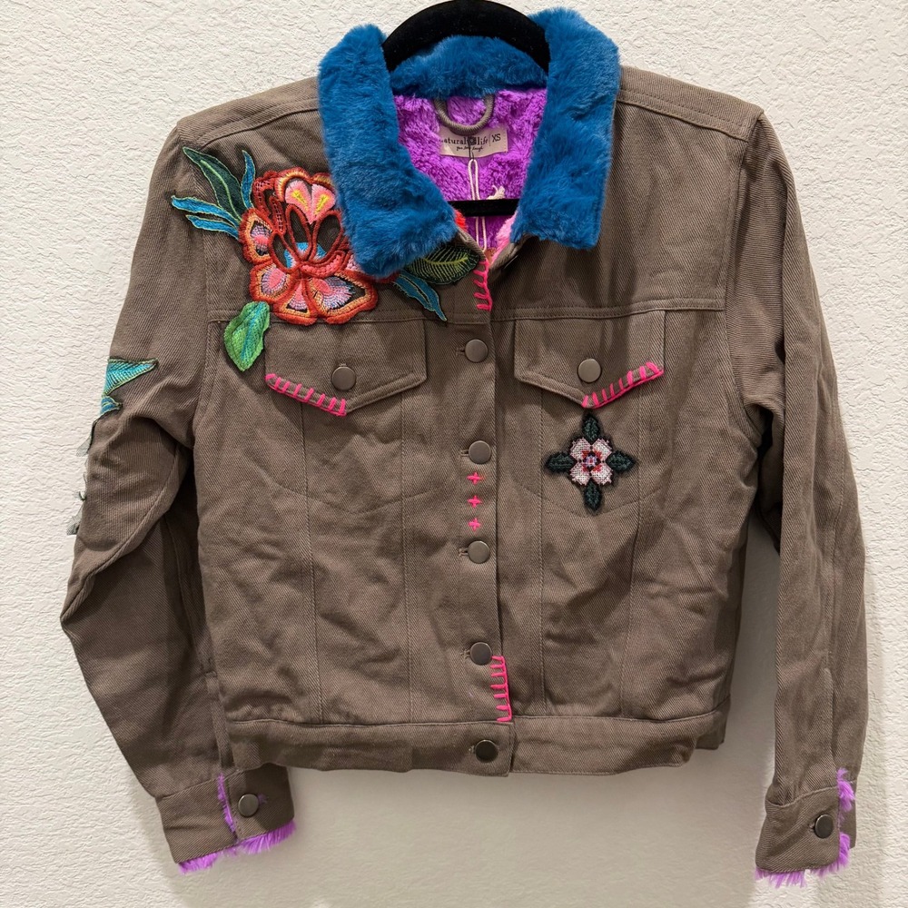 Natural Life Embroidered Faux Fur Lined Boho Trucker Jacket Olive Brown XS NWT